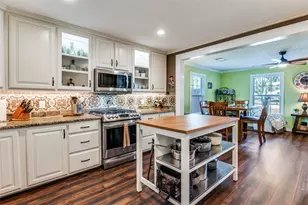 2601 Murphy Dr, Bedford, TX 76021 - Photo 9