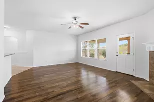 15636 Gatehouse Dr, Fort Worth, TX 76262 - Photo 9