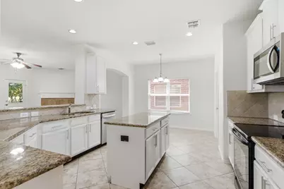 15636 Gatehouse Drive, Fort Worth, TX 76262 - Photo 5