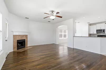 15636 Gatehouse Drive, Fort Worth, TX 76262 - Photo 7