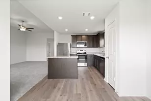 10016 Pilot Pl, Fort Worth, TX 76131 - Photo 5