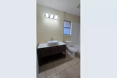 1117 Blue Carriage Lane N, Fort Worth, TX 76120 - Photo 7
