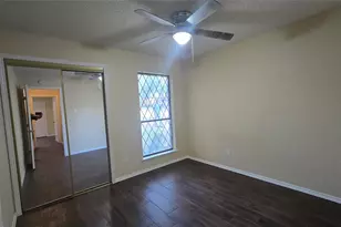 1117 Blue Carriage Ln N, Fort Worth, TX 76120 - Photo 9