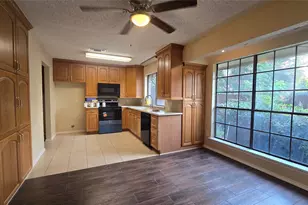 1117 Blue Carriage Ln N, Fort Worth, TX 76120 - Photo 3