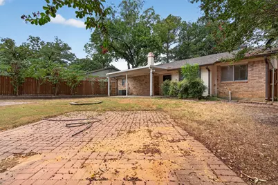 1117 Blue Carriage Lane N, Fort Worth, TX 76120 - Photo 37