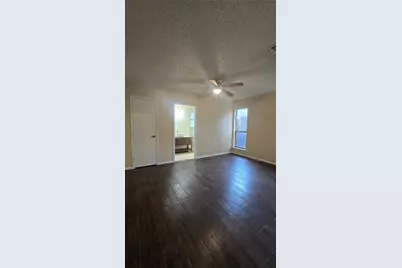 1117 Blue Carriage Lane N, Fort Worth, TX 76120 - Photo 17
