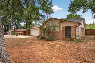 1117 Blue Carriage Ln N, Fort Worth, TX 76120 - Photo 3