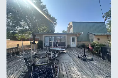 2709 Sky Harbour Drive, Granbury, TX 76049 - Photo 15