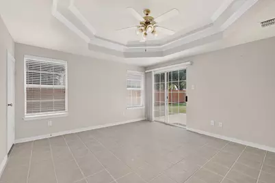 300 Cosbie Drive, Irving, TX 75063 - Photo 11