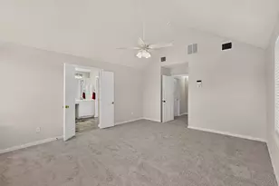 300 Cosbie Dr, Irving, TX 75063 - Photo 21