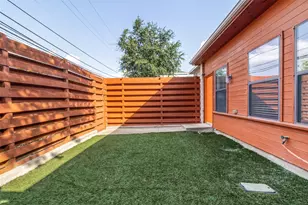 1725 N Fitzhugh Ave, Dallas, TX 75204 - Photo 23