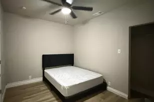 2640 Lawrence St, Dallas, TX 75215 - Photo 17