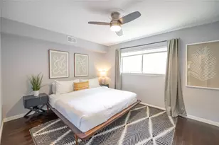 9716 Ravensway Dr, Dallas, TX 75238 - Photo 19