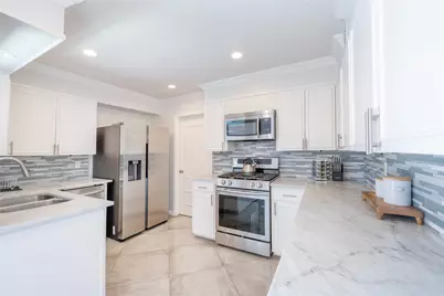9716 Ravensway Drive, Dallas, TX 75238 - Photo 7