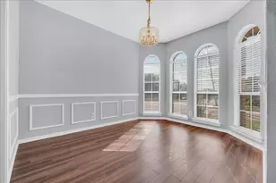 2200 Meadowstone Dr, Carrollton, TX 75006 - Photo 5