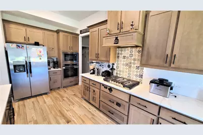 3905 Hidden Cove Court, Rockwall, TX 75032 - Photo 9