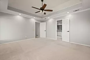 10200 Fieldcrest Dr, Benbrook, TX 76126 - Photo 31
