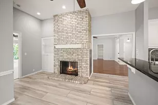 10200 Fieldcrest Dr, Benbrook, TX 76126 - Photo 19