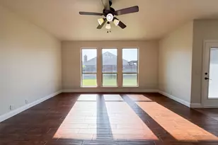 830 Graham Dr, Burleson, TX 76028 - Photo 5