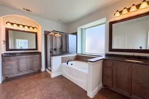 830 Graham Dr, Burleson, TX 76028 - Photo 9