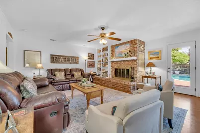 4412 Fiesta Circle E, Fort Worth, TX 76133 - Photo 11