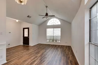 319 Kessler Drive, Euless, TX 76039 - Photo 9