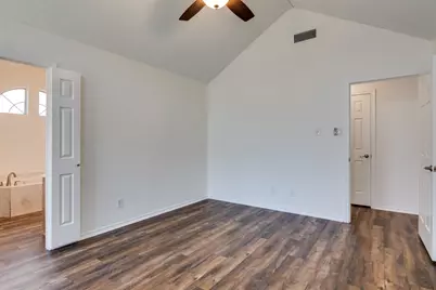 319 Kessler Drive, Euless, TX 76039 - Photo 21