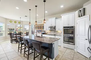 1544 Signature Dr, Weatherford, TX 76087 - Photo 9