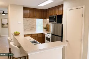 521 Pine Trail Dr, Allen, TX 75002 - Photo 5