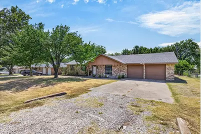 164 Creekview Drive E, Red Oak, TX 75154 - Photo 3