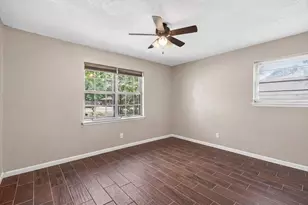 164 Creekview Dr E, Red Oak, TX 75154 - Photo 15