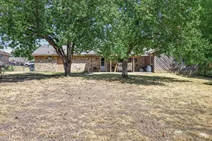 164 Creekview Dr E, Red Oak, TX 75154 - Photo 21