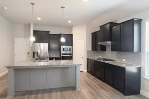 702 Audrey Ln, Mansfield, TX 76063 - Photo 3