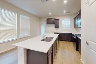 3941 Oak Crk Cir, Denison, TX 75020 - Photo 7