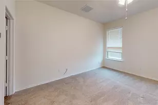 3941 Oak Crk Cir, Denison, TX 75020 - Photo 9