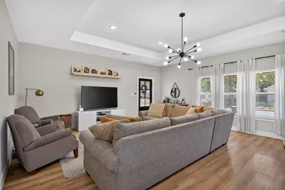 2511 Gladstone Drive, Dallas, TX 75211 - Photo 13