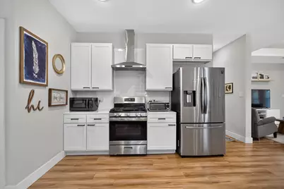 2511 Gladstone Drive, Dallas, TX 75211 - Photo 11