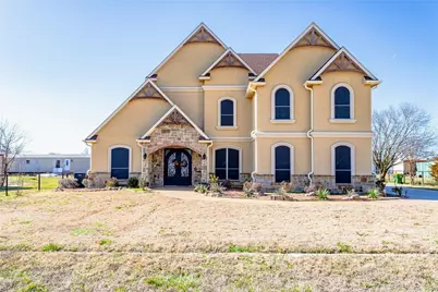 8900 Holly Road, Alvarado, TX 76009 - Photo 1