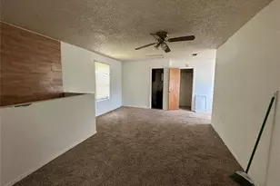 6700 Lakeside Dr, Lake Worth, TX 76135 - Photo 15