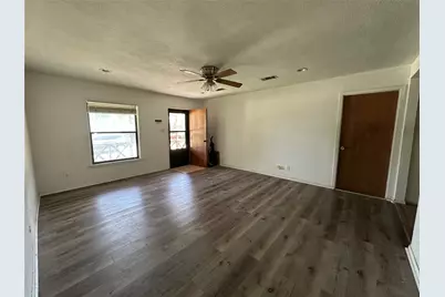 6700 Lakeside Drive, Lake Worth, TX 76135 - Photo 11
