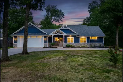 240 30th Street NE, Paris, TX 75460 - Photo 1