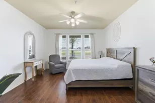 172 High School Dr, Lewisville, TX 75057 - Photo 17