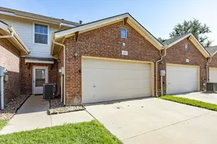 172 High School Dr, Lewisville, TX 75057 - Photo 39