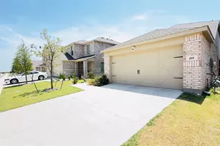 217 Adelina Dr, Little Elm, TX 75068 - Photo 3