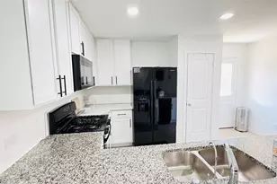 217 Adelina Dr, Little Elm, TX 75068 - Photo 11