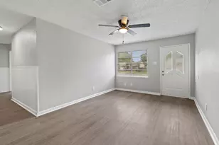 3847 Castle Hills Dr, Dallas, TX 75241 - Photo 5