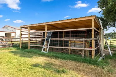 12350 Cr 2911, Eustace, TX 75124 - Photo 35