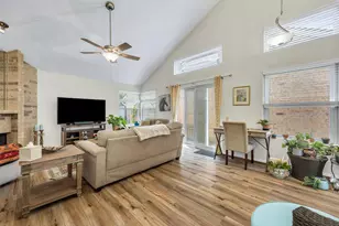 4246 Rosser Square, Dallas, TX 75244 - Photo 3