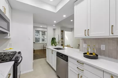 4006 Holland Avenue #B, Dallas, TX 75219 - Photo 7
