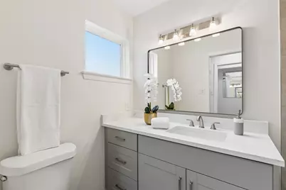 4006 Holland Avenue #B, Dallas, TX 75219 - Photo 15